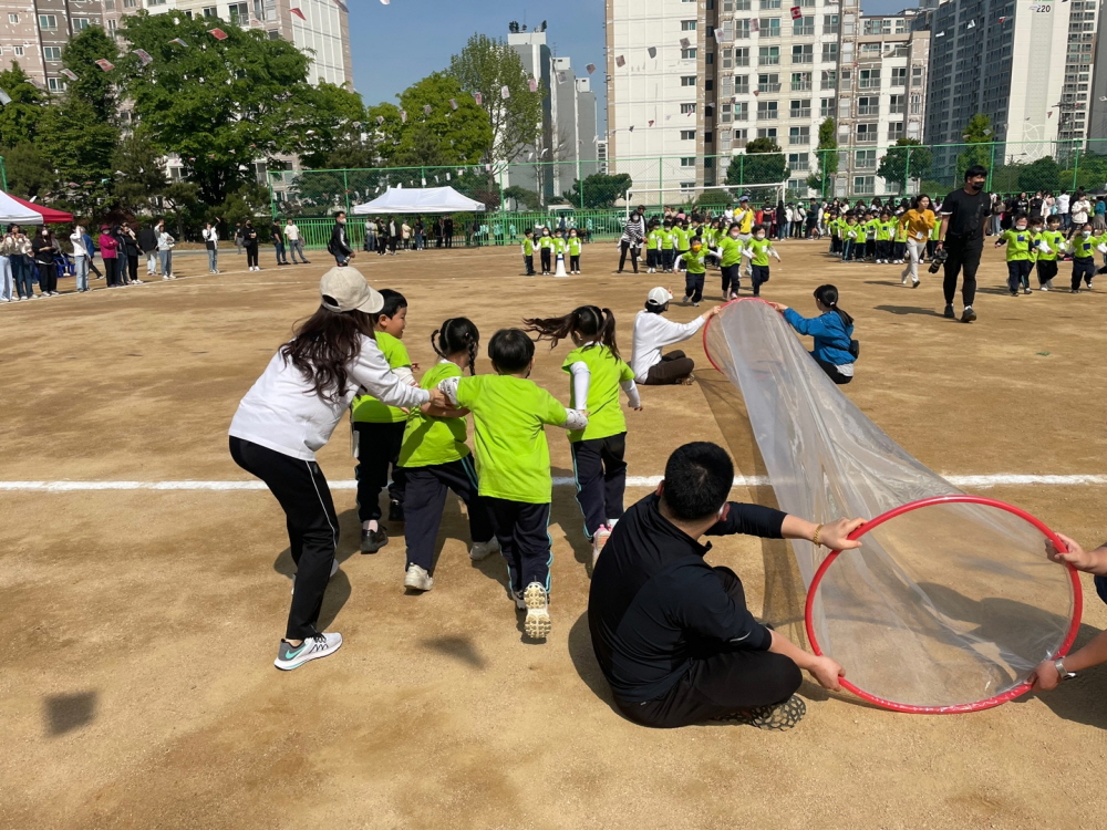 3695294320_y8coqWFX_c5019a9afc4160262564338547985fc2b271cd48.jpg 이미지크게보기
